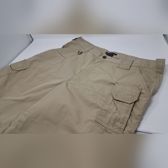 5.11 Tactical Men's Tactical Shorts Cargo Ripstop Beige size 34 Actual 37 - Picture 3 of 10